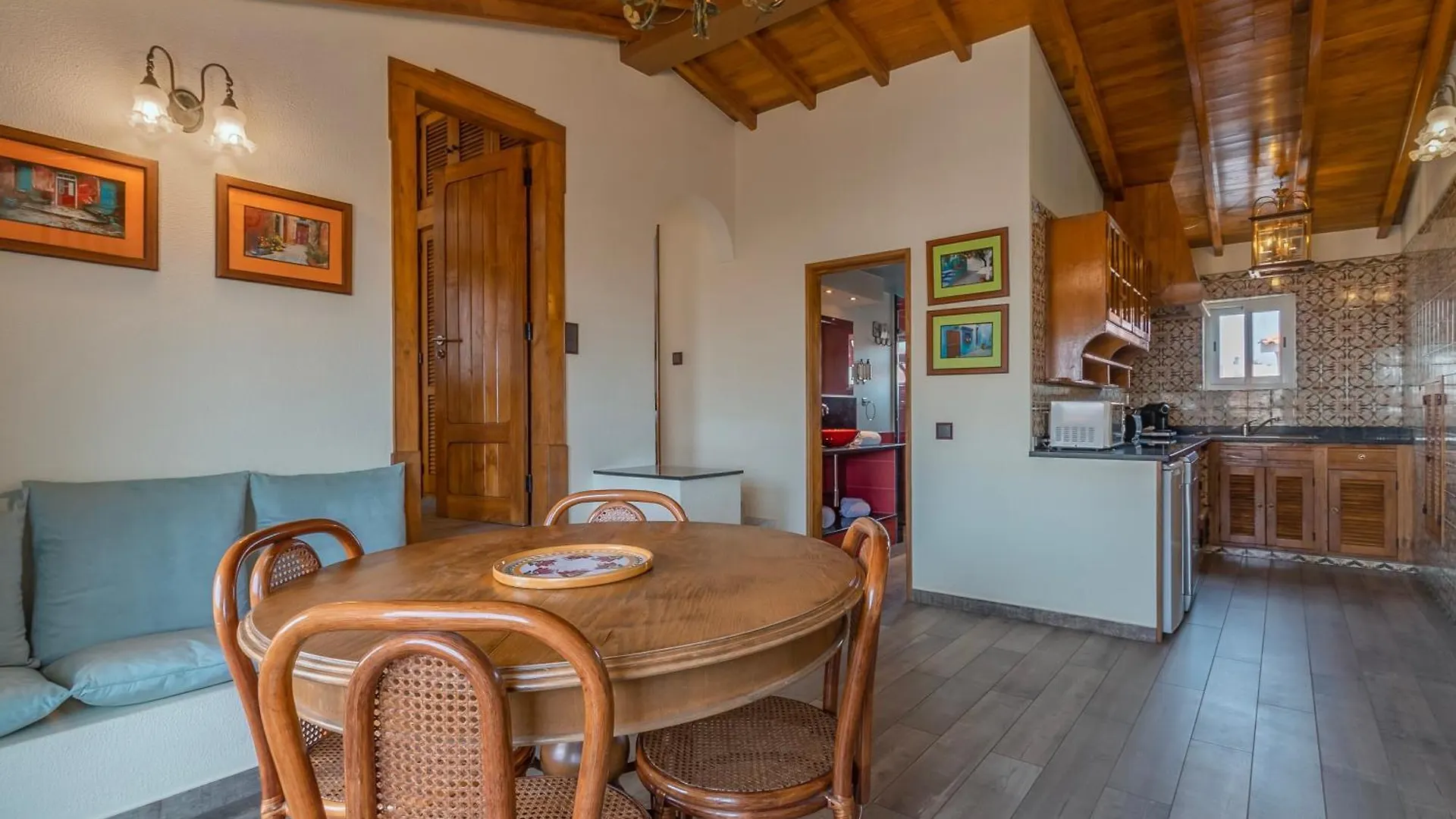 Villa Rosa (Adults Only) Lagos Guest house
